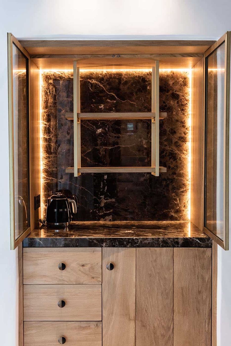 Can G Ibiza finca: backlit cabinet joinery