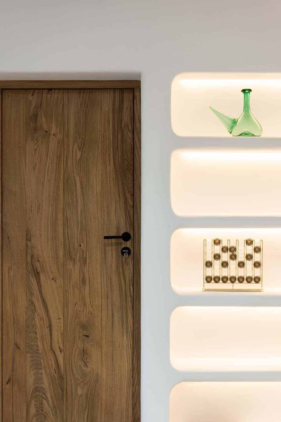 Can G Ibiza finca: kitchen display cabinet with integrated LED lighting (2)