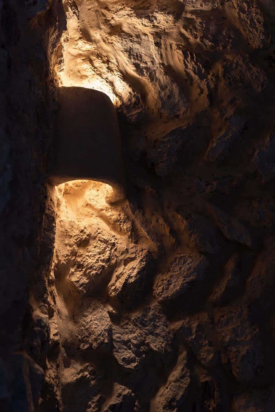 Can J Ibiza Finca: hinterleuchtete Nische mit LED-Beleuchtung (2)