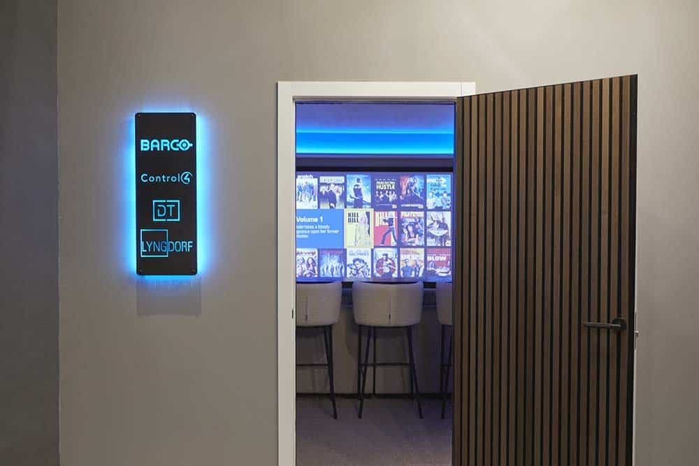 Concept Installations Ibiza showroom: lighting and finishes display