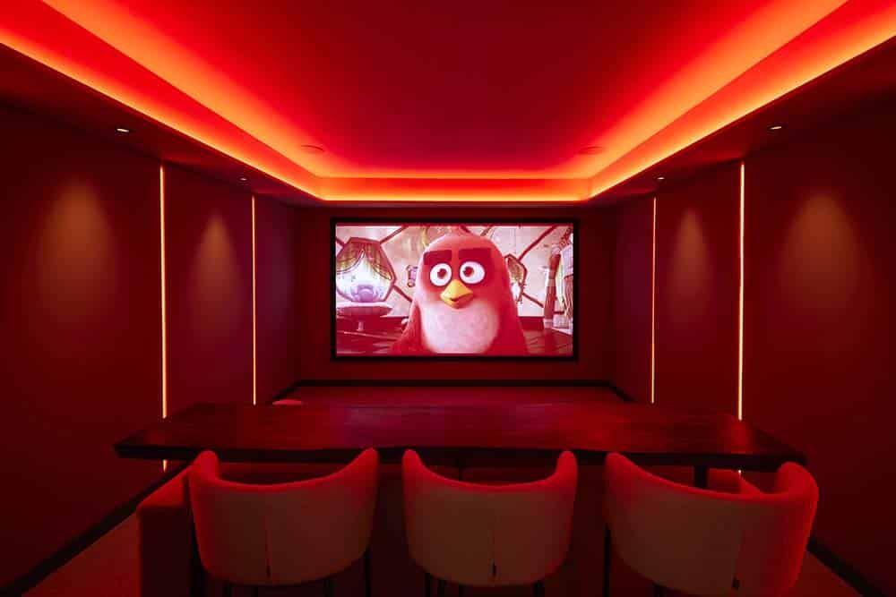 Concept Installations Ibiza showroom: Barco, Control4 and Lyngdorf sign (2)